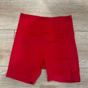 Girlfriend Collective Float short